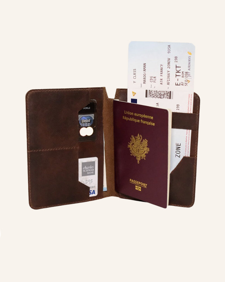 Leather Passport Holder Concorde Brown