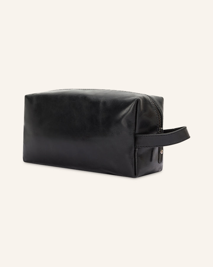 Leather washbag Everest